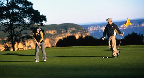 C​ouple, Leura Golf Course, Blue Mountains